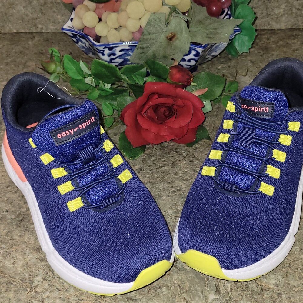 Easy Spirit x Denie Austin Leela Walking Sneaker 7W